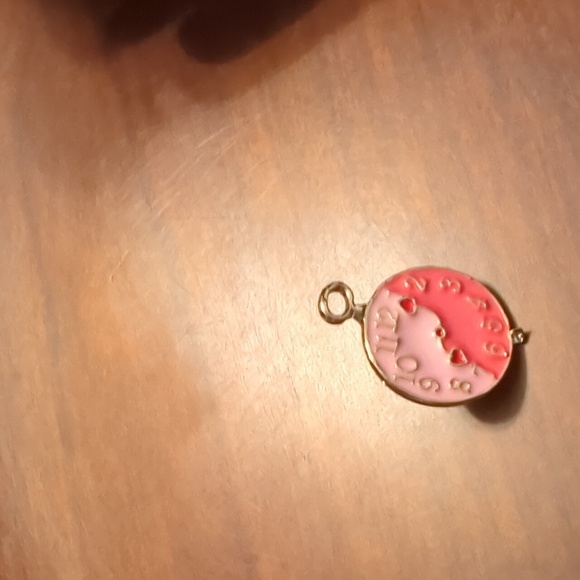 Lot of 14 Alice in Wonderland Enamel pins - Picture 10 of 17